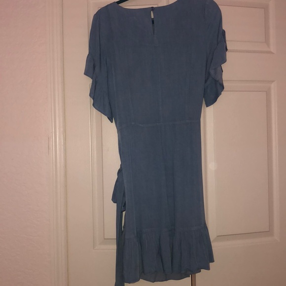 Samantha Dru Blue Ruffle Wrap Dress - Size M - Picture 5 of 7